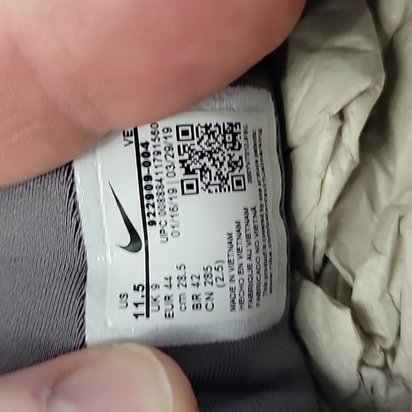 Women's Nike Air Zoom Vomero 13 Running Shoe Grey 922909-004 Size 11.5 - Picture 5 of 5